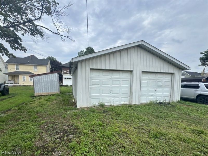 323 S 9th Street, Coshocton, OH 43812 Photo 2