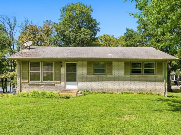 148 Sunset Dr, Hendersonville, TN 37075