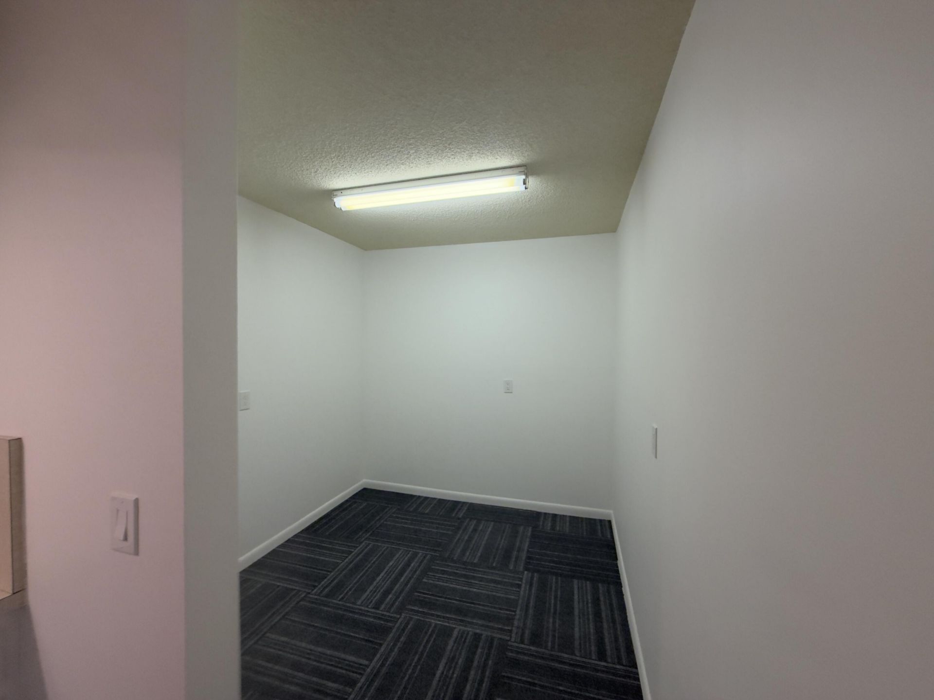 3710 Whitehall Drive, Unit 404, West Palm Beach, FL 33401 Photo