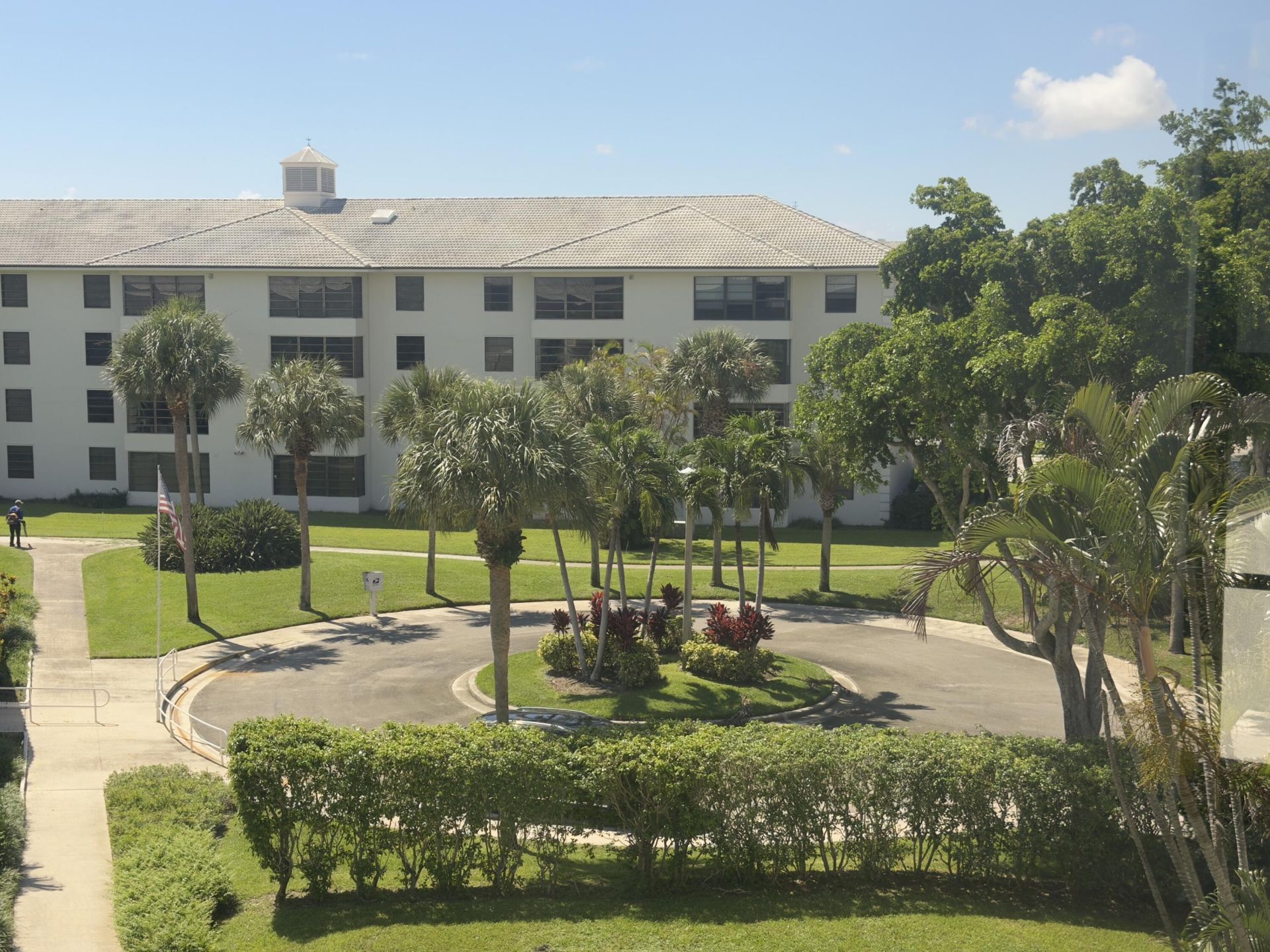 3710 Whitehall Drive, Unit 404, West Palm Beach, FL 33401 Photo