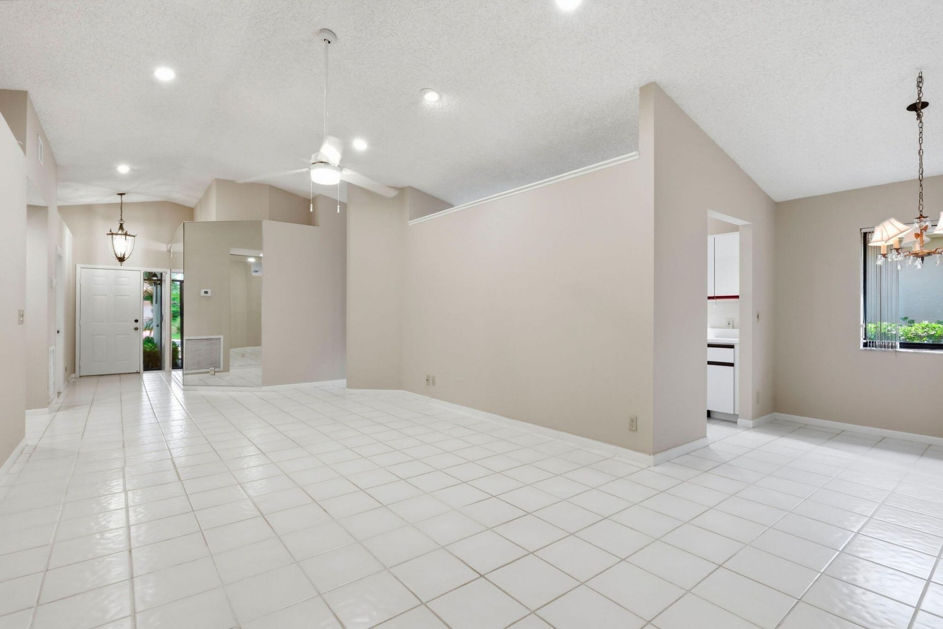 6170 Bay Isles Drive, Boynton Beach, FL 33437 Photo