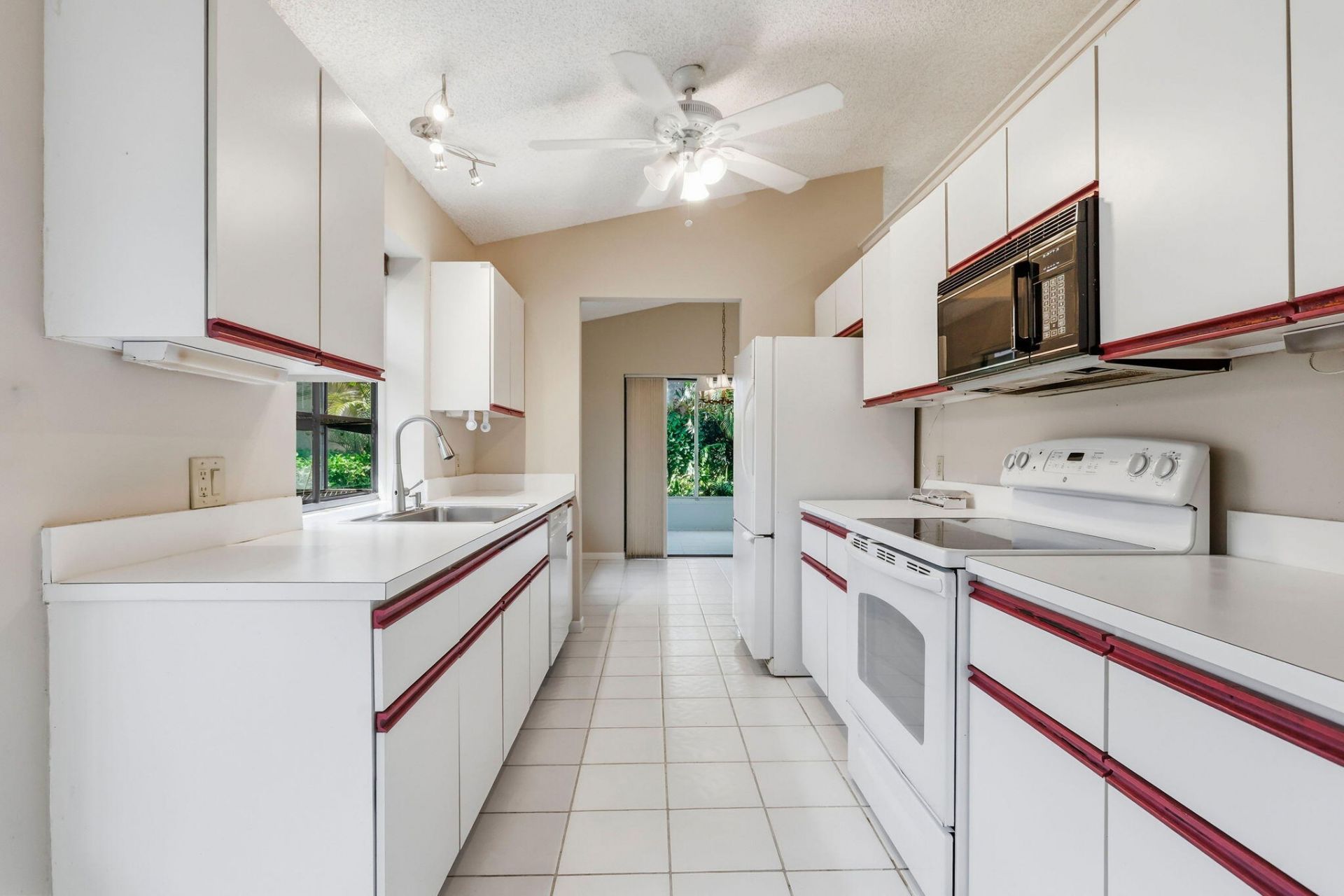 6170 Bay Isles Drive, Boynton Beach, FL 33437 Photo