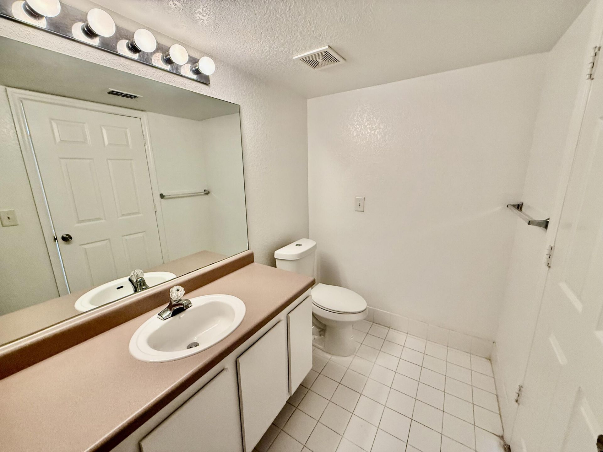 181 SW Palm Drive, Unit 103, Port Saint Lucie, FL 34986 Photo