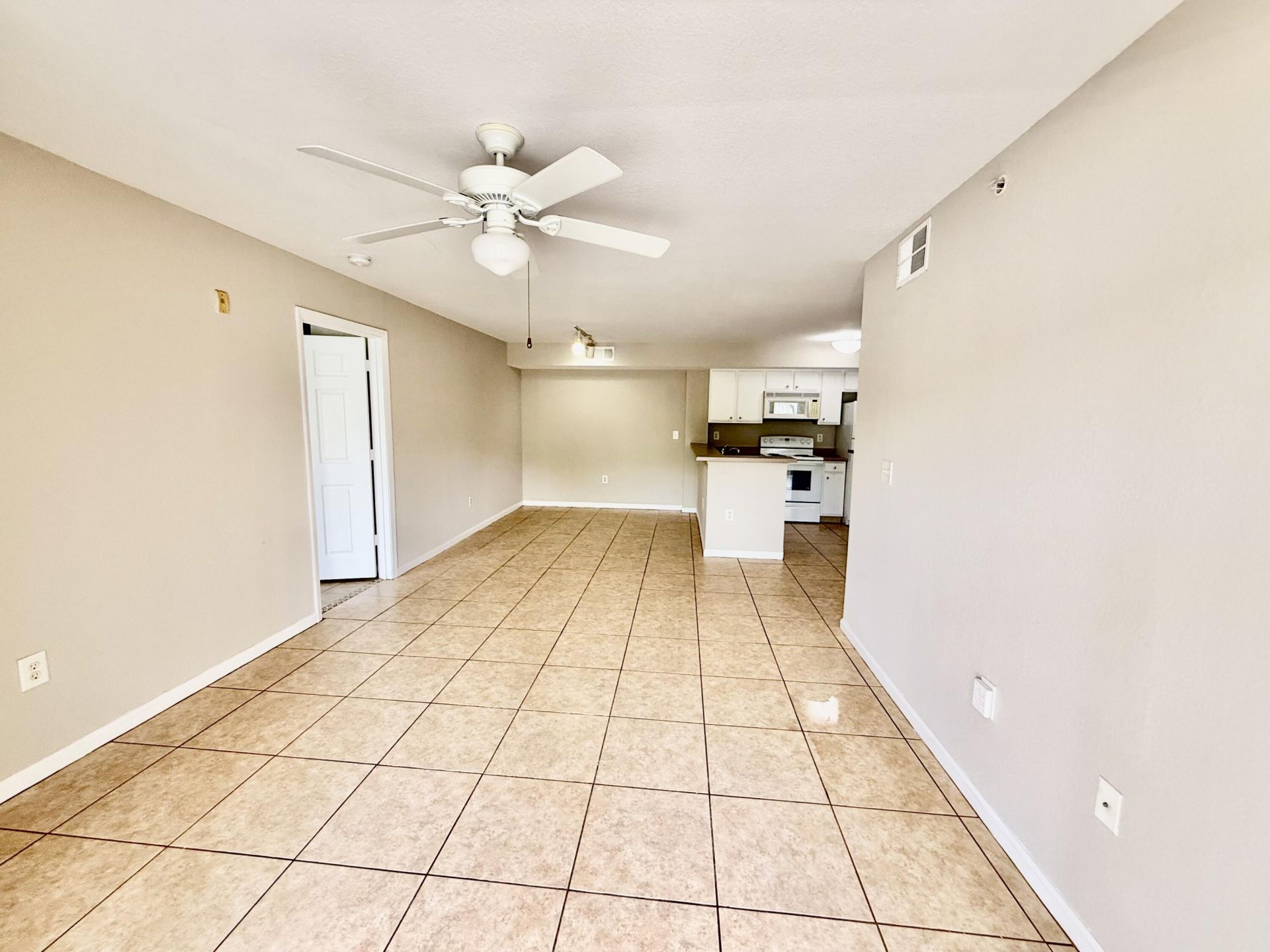 181 SW Palm Drive, Unit 103, Port Saint Lucie, FL 34986 Photo