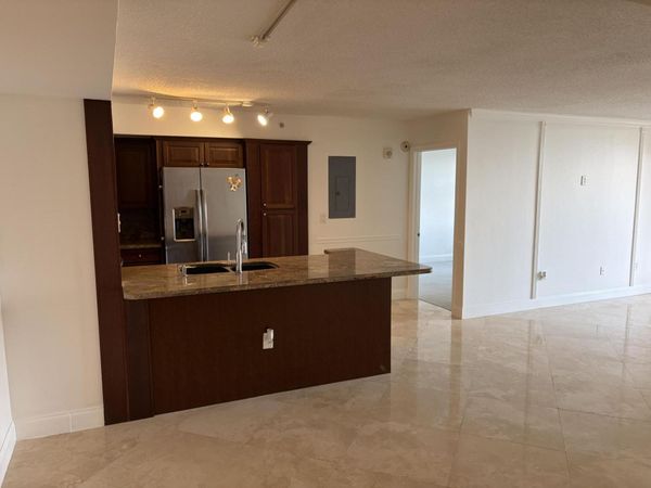 1801 N FLAGLER Drive, Unit 821, West Palm Beach, FL 33407