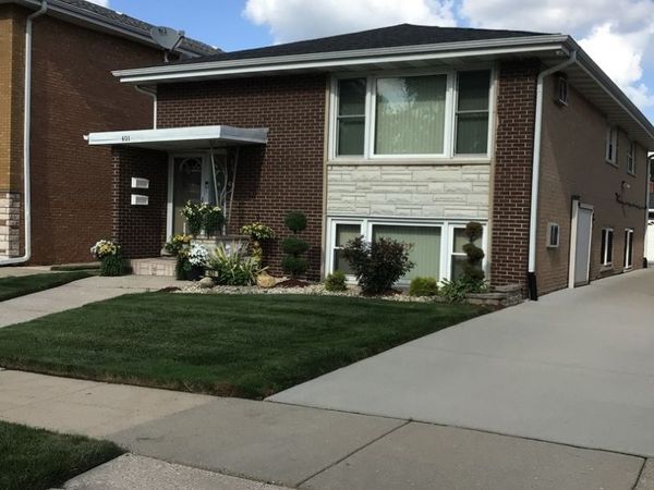 401 Crandon Avenue , Calumet City, IL 60409