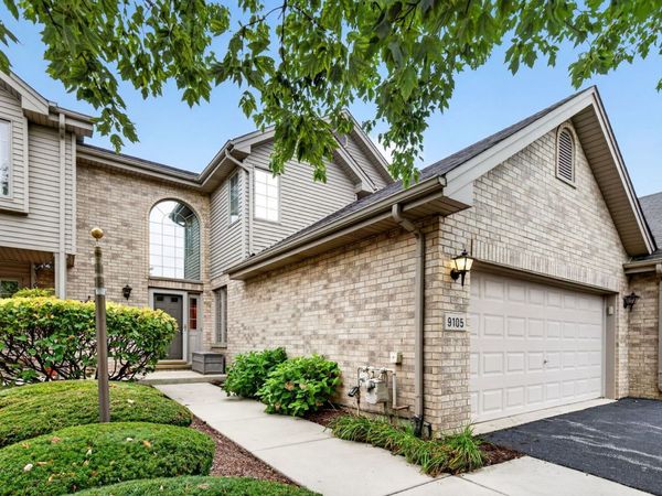 9105 Newcastle Court , Tinley Park, IL 60487