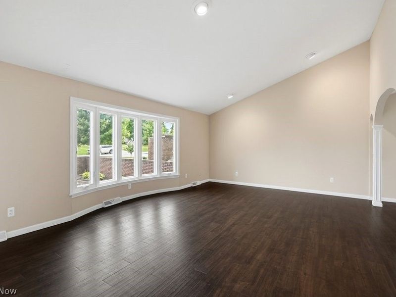 13432 Byron Boulevard, Middleburg Heights, OH 44130 Photo 6