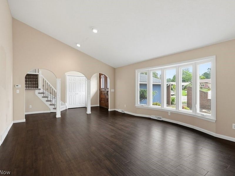 13432 Byron Boulevard, Middleburg Heights, OH 44130 Photo 8