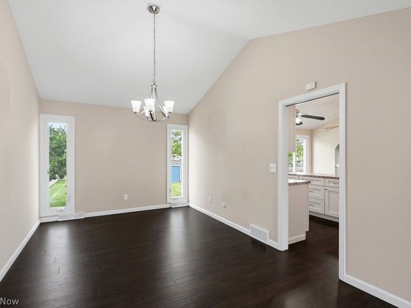 13432 Byron Boulevard, Middleburg Heights, OH 44130 Photo 9