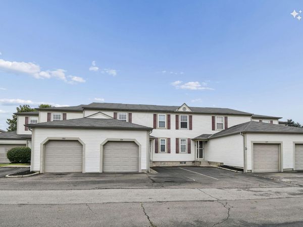 186 Macfalls Way , Unit 17B, Blacklick, OH 43004