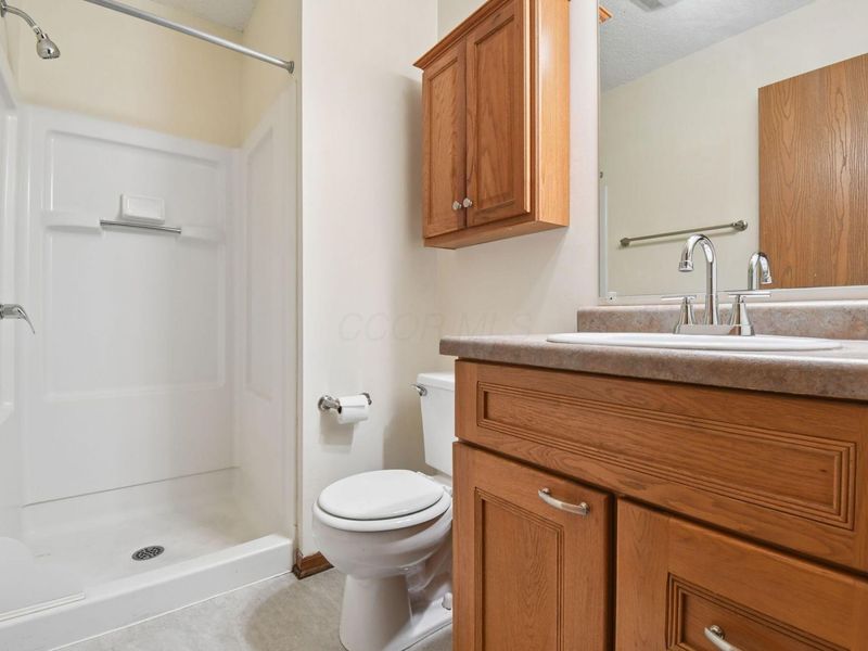186 Macfalls Way, Unit 17B, Blacklick, OH 43004 Photo 16