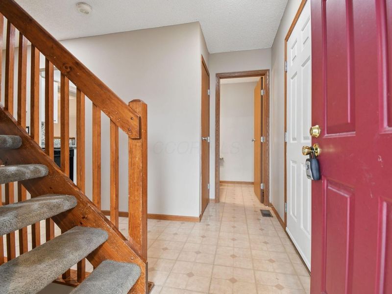 186 Macfalls Way, Unit 17B, Blacklick, OH 43004 Photo 4