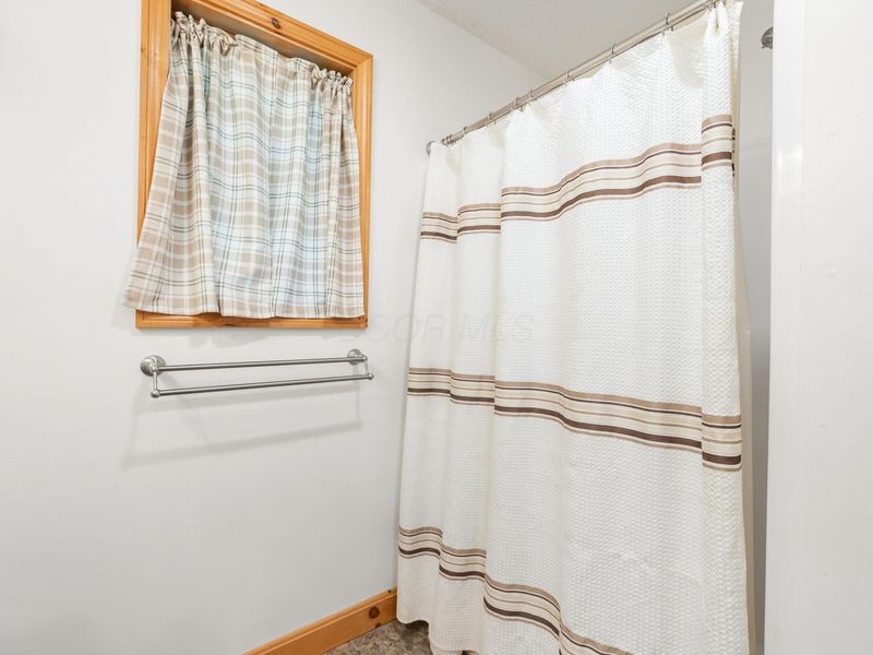 29760 Stage Coach Road, Logan, OH 43138 Photo 21