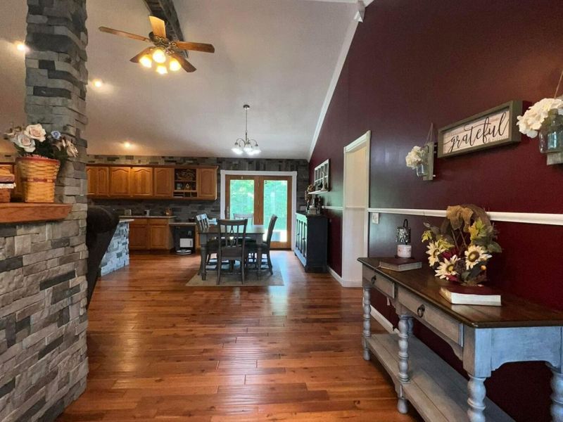 29430 Chestnut Drive, Albany, OH 45710 Photo 2