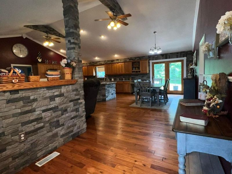 29430 Chestnut Drive, Albany, OH 45710 Photo 4