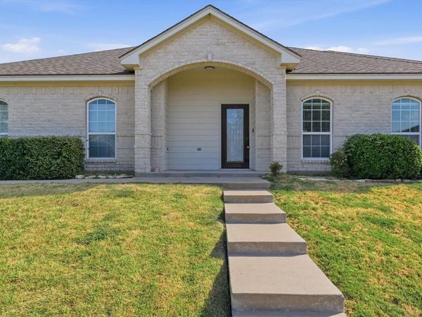 32 North Shore Circle , Waco, TX 76708