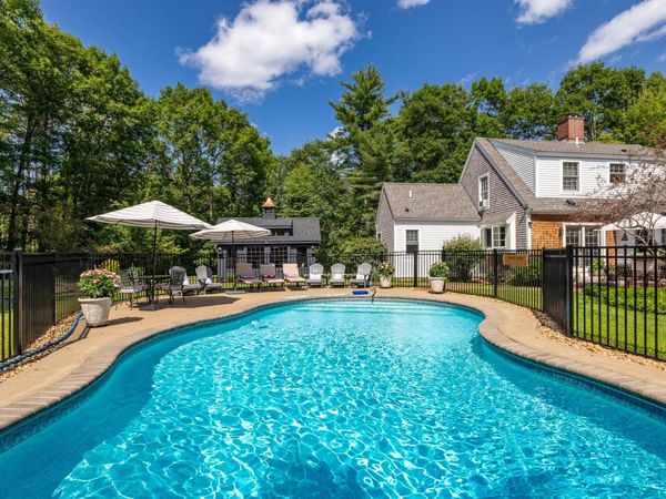 1539 PROVINCE Road, Strafford, NH 03884