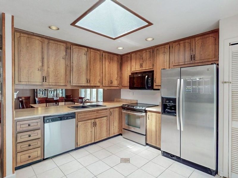 5901 Hawthorne Hollow, North Ridgeville, OH 44039 Photo 10