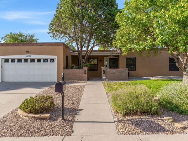 10817 Nelle Avenue NE, Albuquerque, NM 87111