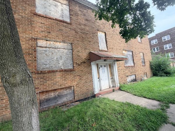 45 156th Place , Calumet City, IL 60409