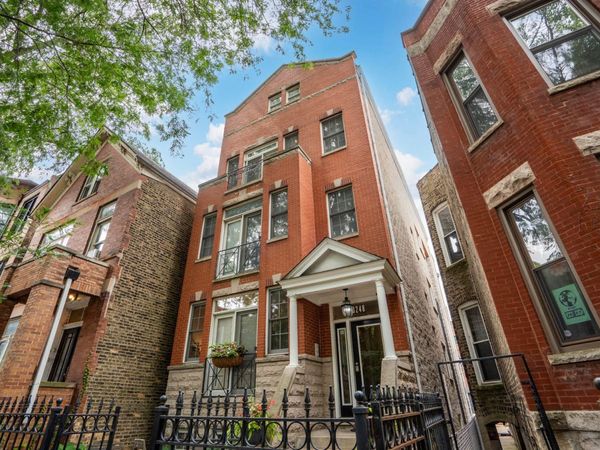 3248 N Seminary Avenue , Unit 3, Chicago, IL 60657