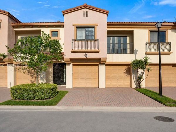 6079 Grand Cypress Cir W , Coconut Creek, FL 33073