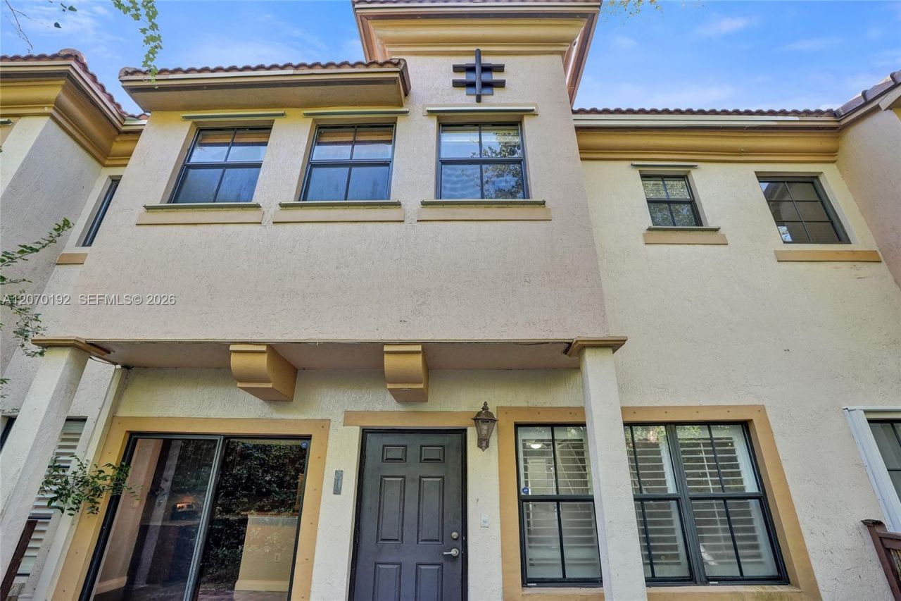 6079 Grand Cypress Cir W, Coconut Creek, FL 33073 Photo