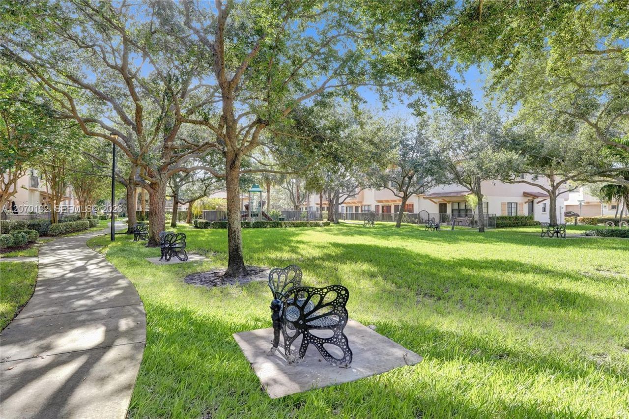6079 Grand Cypress Cir W, Coconut Creek, FL 33073 Photo