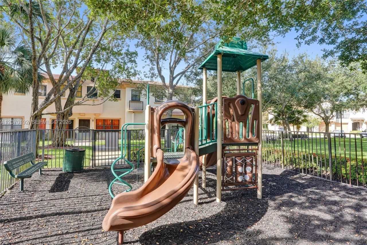 6079 Grand Cypress Cir W, Coconut Creek, FL 33073 Photo