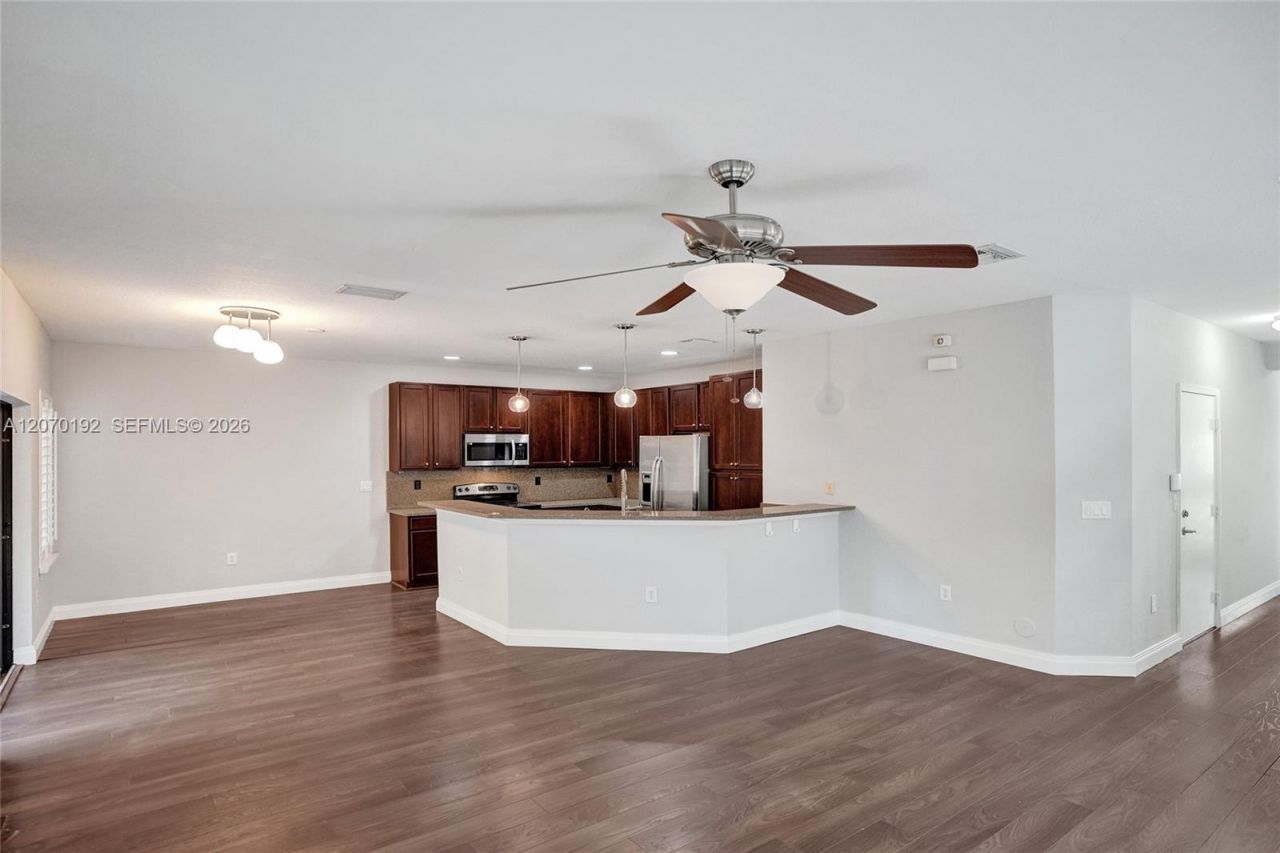 6079 Grand Cypress Cir W, Coconut Creek, FL 33073 Photo