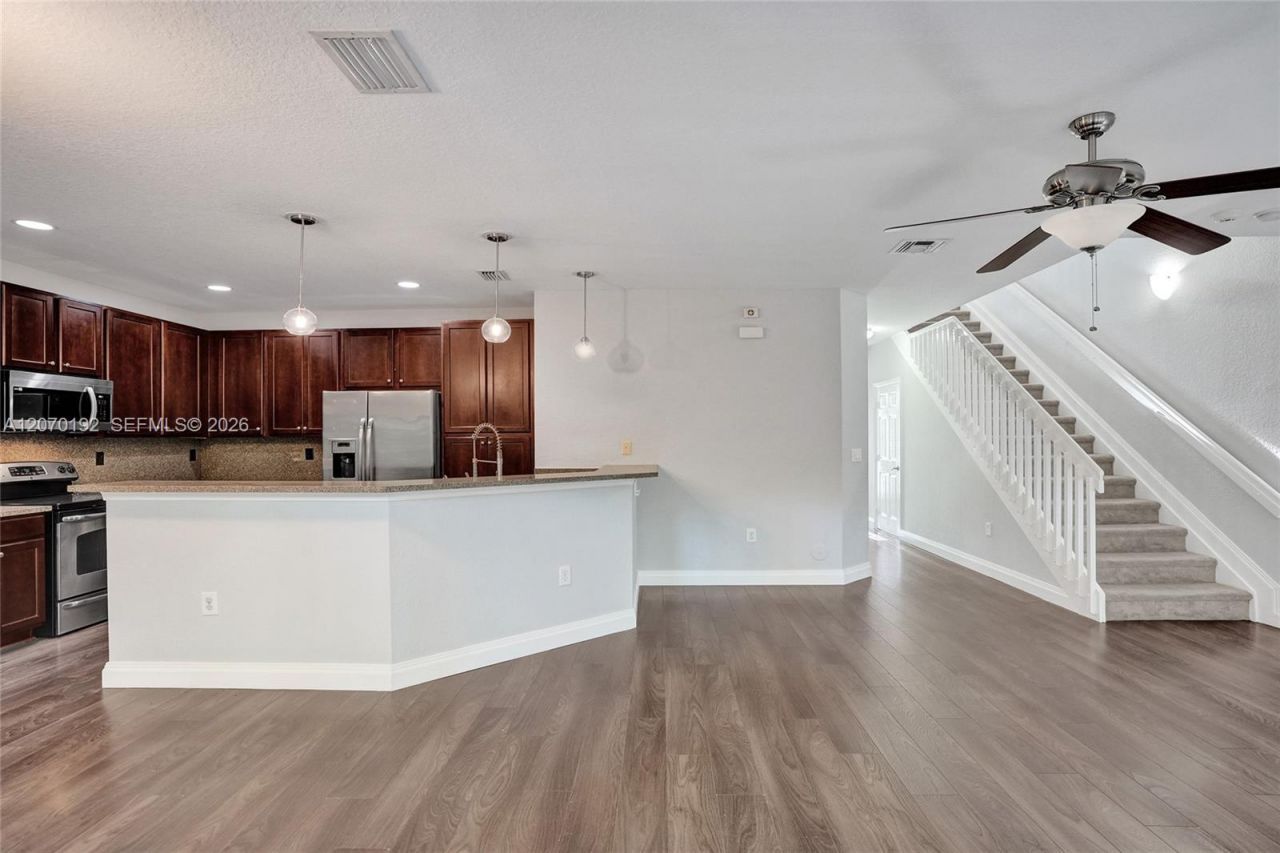6079 Grand Cypress Cir W, Coconut Creek, FL 33073 Photo