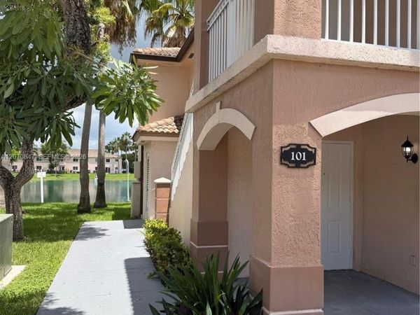 1261 SE 27th St , Unit 101, Homestead, FL 33035