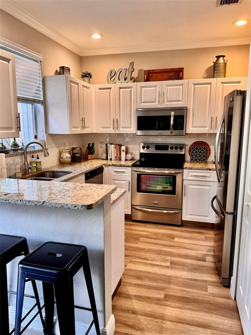 12354 SW 124th Path, Miami, FL 33186 Photo