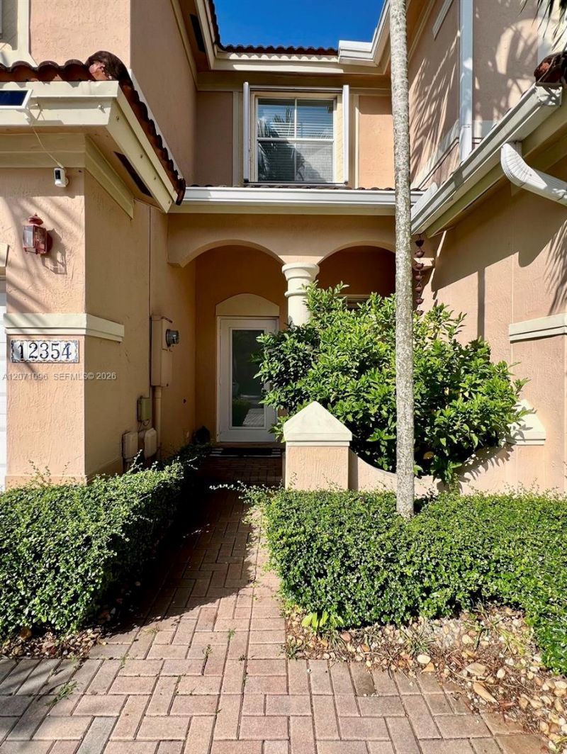 12354 SW 124th Path, Miami, FL 33186 Photo