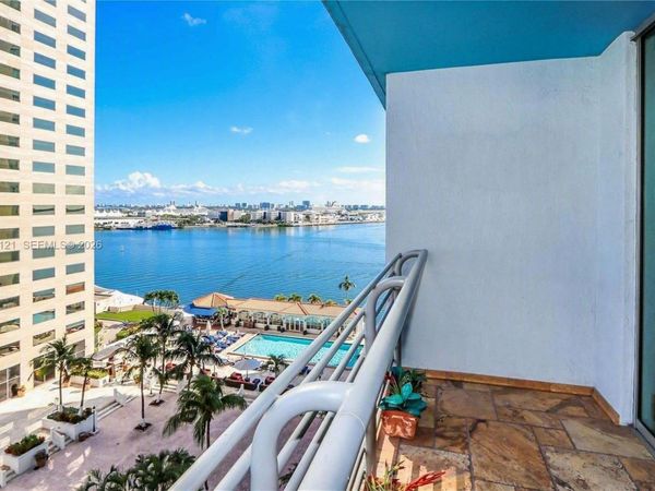 335 S Biscayne Blvd, Unit 1500, Miami, FL 33131