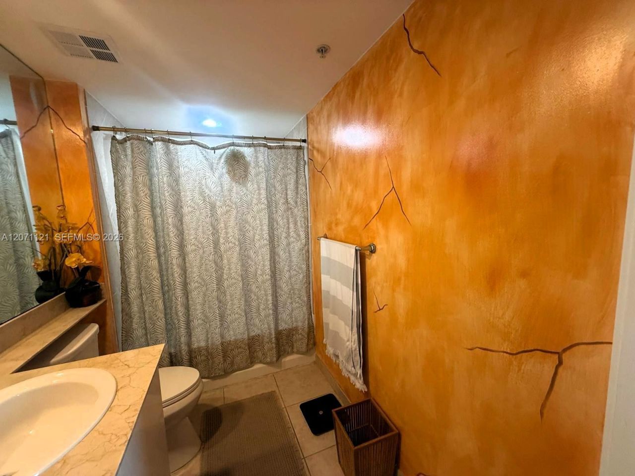 335 S Biscayne Blvd, Unit 1500, Miami, FL 33131 Photo