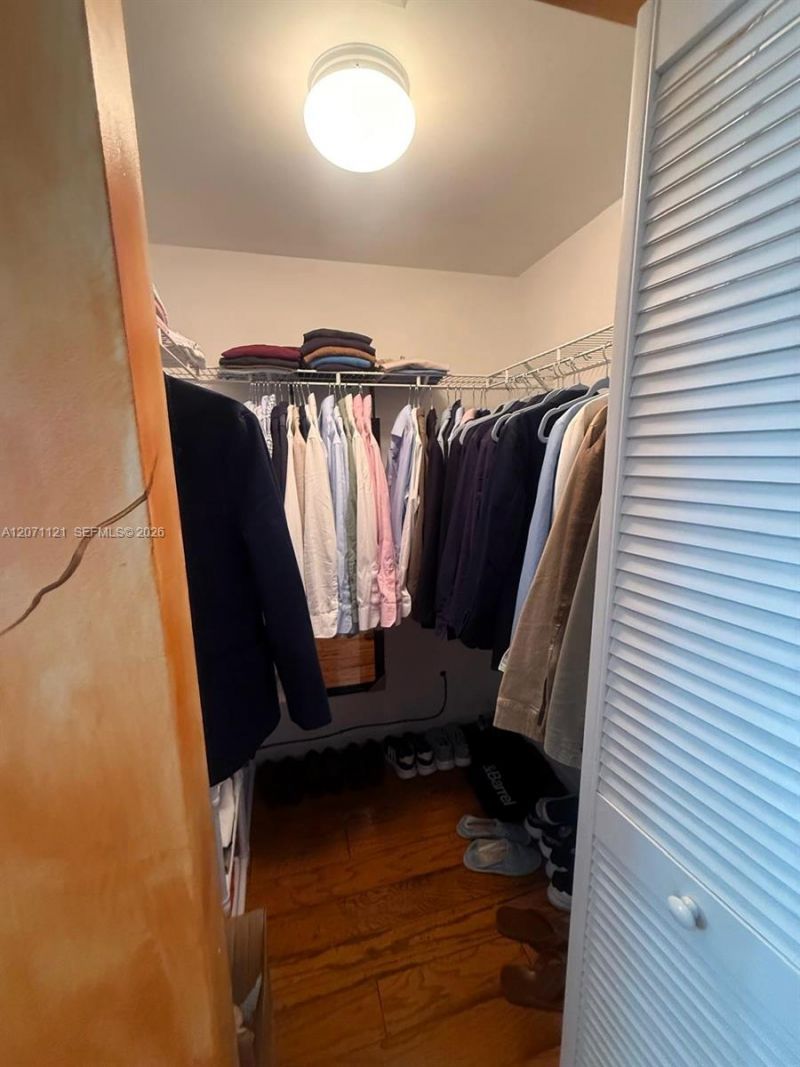 335 S Biscayne Blvd, Unit 1500, Miami, FL 33131 Photo