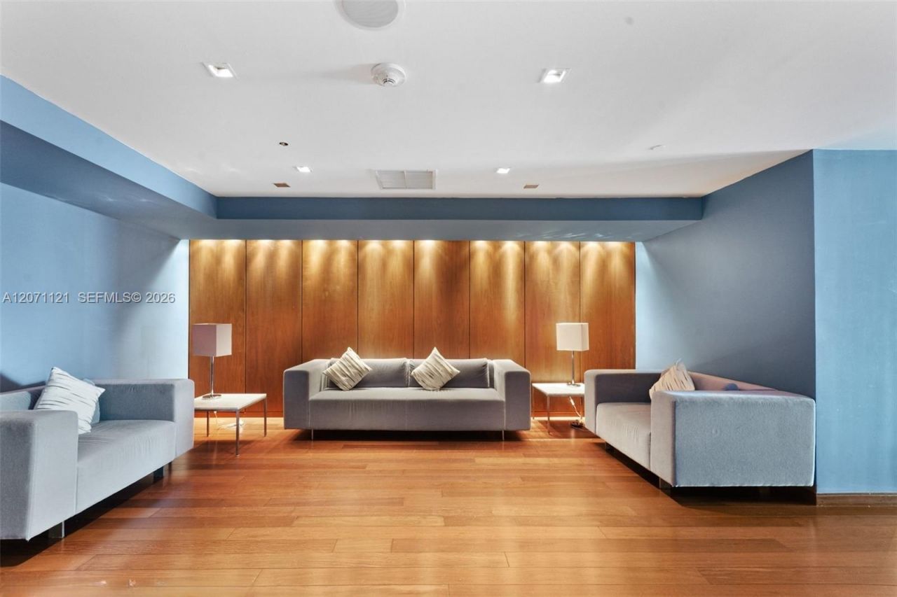335 S Biscayne Blvd, Unit 1500, Miami, FL 33131 Photo