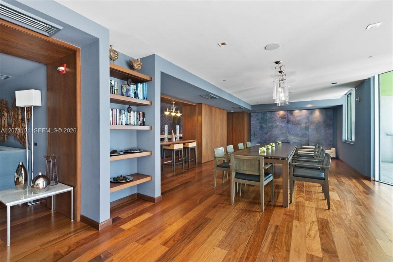 335 S Biscayne Blvd, Unit 1500, Miami, FL 33131 Photo