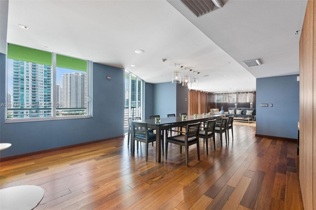 335 S Biscayne Blvd, Unit 1500, Miami, FL 33131 Photo