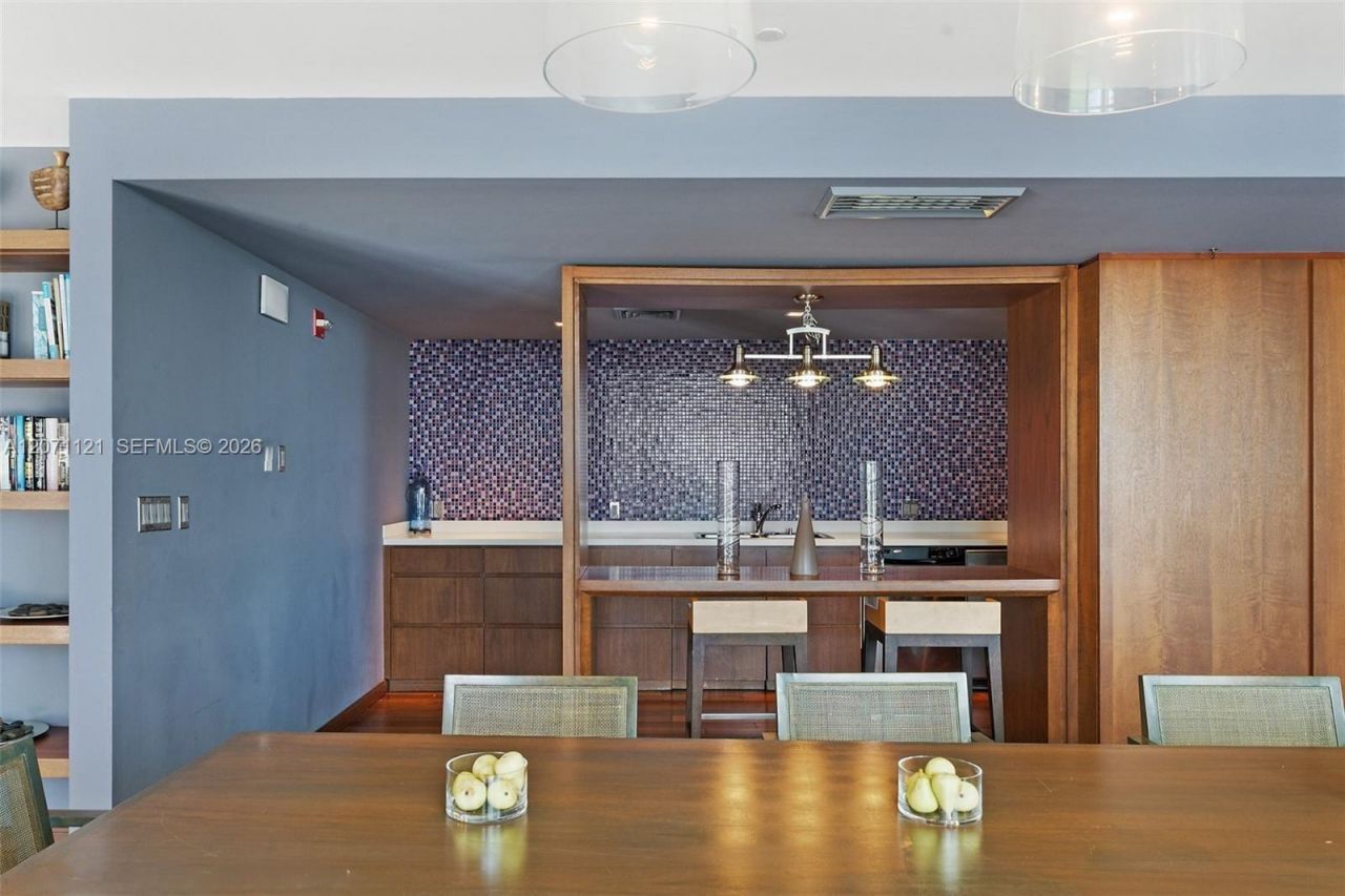 335 S Biscayne Blvd, Unit 1500, Miami, FL 33131 Photo