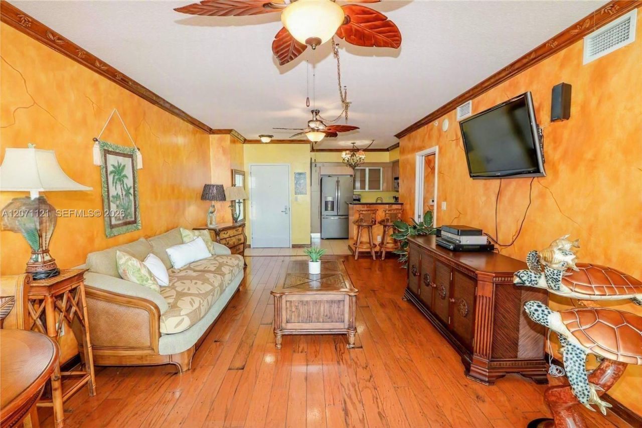 335 S Biscayne Blvd, Unit 1500, Miami, FL 33131 Photo