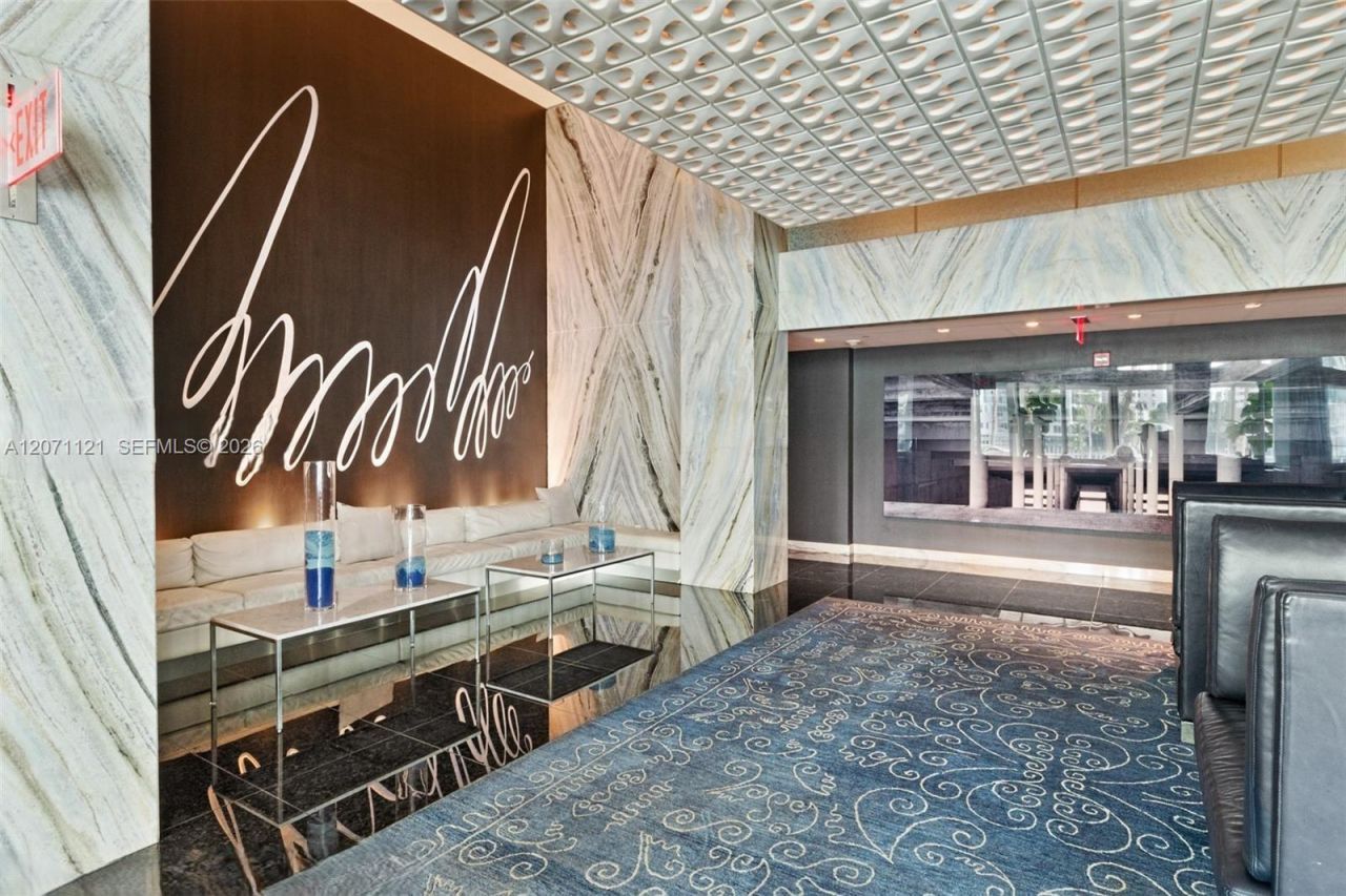 335 S Biscayne Blvd, Unit 1500, Miami, FL 33131 Photo