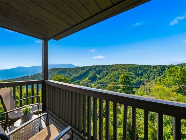 1380 Ski View Dr, Unit 3304, Gatlinburg, TN 37738