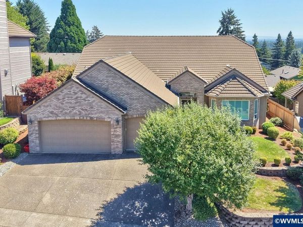 2896 Mapleleaf Ct NW, Salem, OR 97304