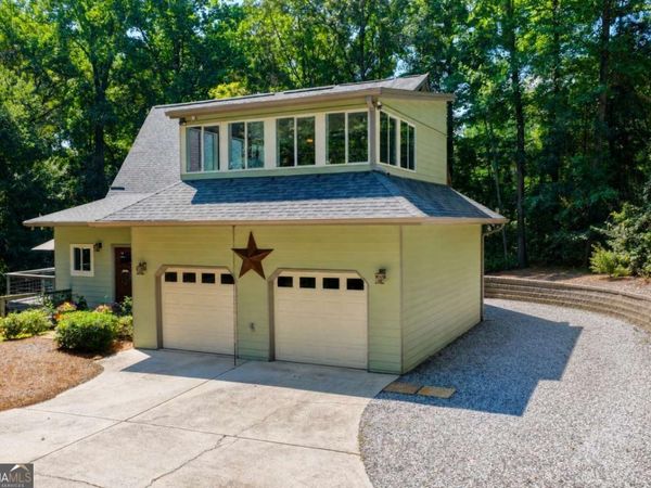 6173 Pine Circle, Flowery Branch, GA 30542