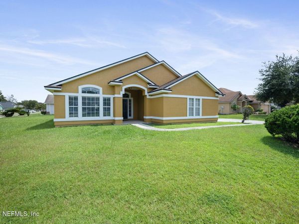 10361 RED TIP Road, Jacksonville, FL 32218