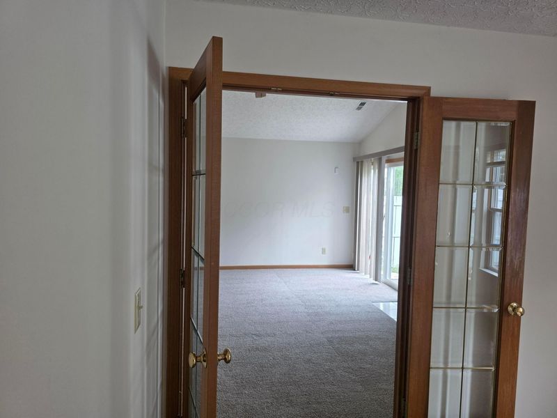 2049 Margo Road, Columbus, OH 43229 Photo 4