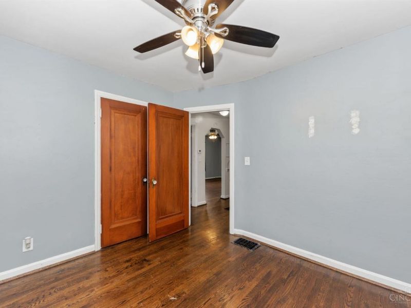 1742 Ashbrook Drive, Cincinnati, OH 45238 Photo 15